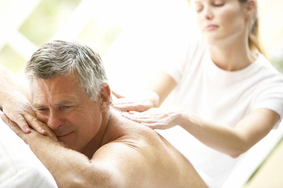 Back massage improves well-being and increases male potential